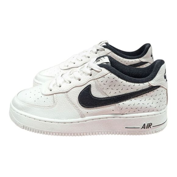 NIKE Air Force 1 Low "Swooshfetti" Sneakers Size 6.5Y/W8 - Picture 3 of 9